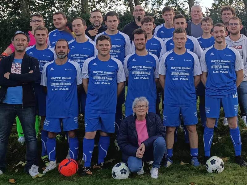 L'équipe de foot Le Pas Sport